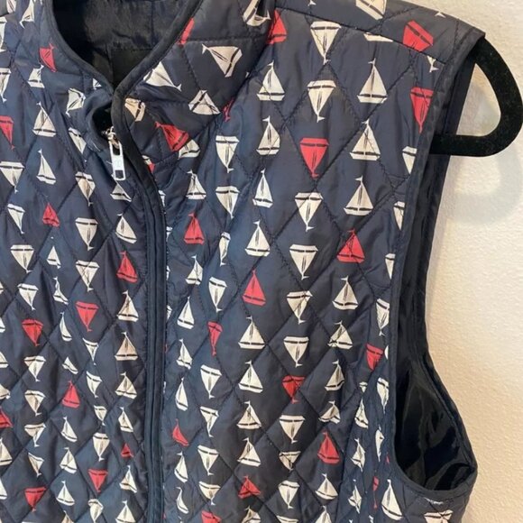Talbots Lightweight Nautical Sailboat Navy Blue Quilted Puffer Vest, Size XL - Picture 2 of 7